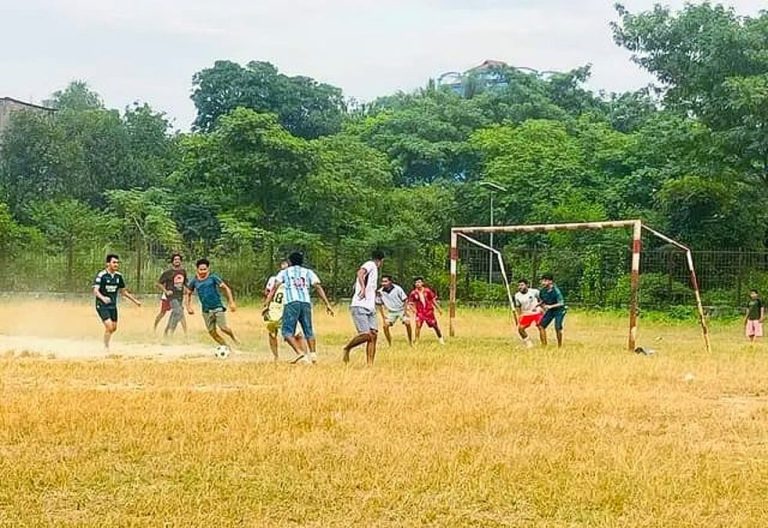 ভৈরব বন্ধুসভার মাদকবিরোধী প্রীতি ফুটবল ম্যাচে লাল দলের জয়