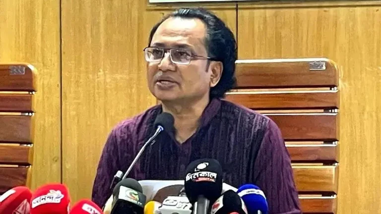 মুক্তিযোদ্ধাকে কবর দিতে বাধা, জড়িতদের পরিণতির হুঁশিয়ারি ডা. জাহেদ উর রহমানের